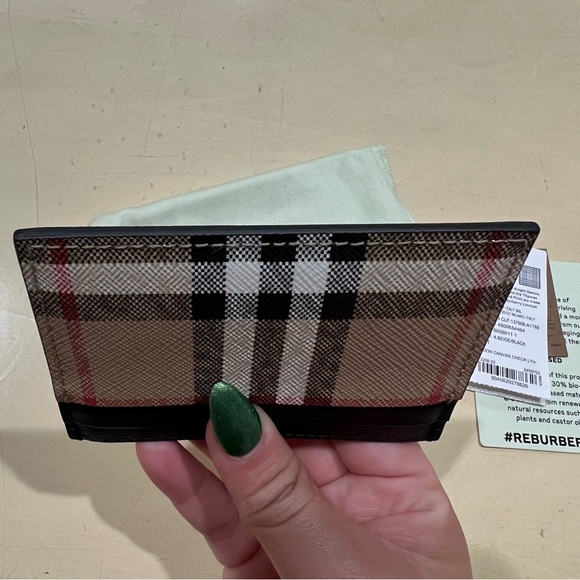 NWT Burberry cardholder - Picture 5 of 6